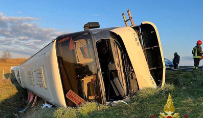 Bus crashed while carrying Ukrainian citizens